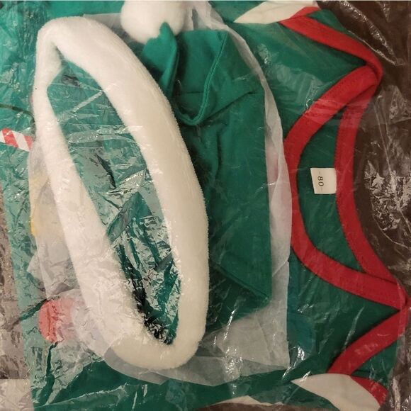 NWT Baby Elf Suit Romper Set and Santa Hat - Picture 10 of 12